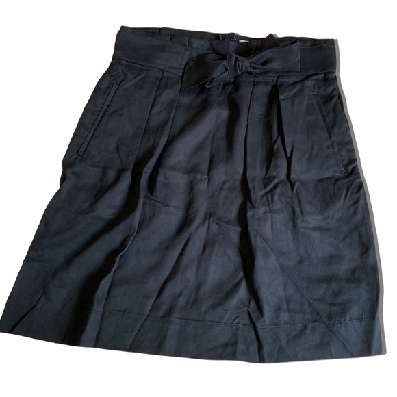 H&M Navy Blue Skirt - Picture 1 of 3